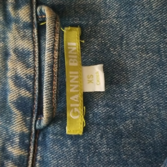 Denim Oversized Vest - Picture 3 of 3